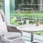 Bonusy krytej terasy v zime a v lete. Zariaďte si ju komfortne!